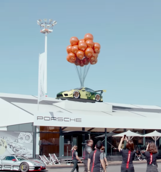 Image of: Porsche Balloons Special Delivery